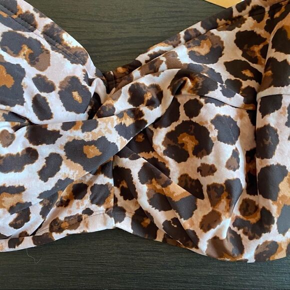 Kona Sol Bandeau Bikini Top Animal Print Plus NWT adjustable straps attachable - Picture 3 of 6